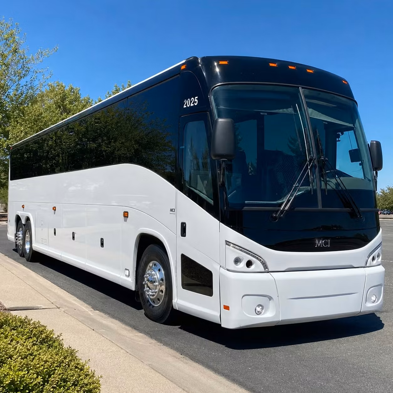 seattle charter bus rental exterior
