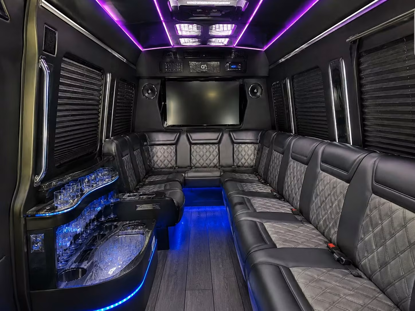 seattle concert nightlife transportation that runs on your schedule